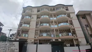 3chbre Appartement partagé dans N'Guessan Rodrigue, Cocody à Louer