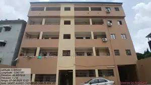 3chbre Appartement partagé dans N'Guessan Rodrigue, Cocody à Louer