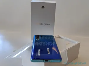 Photo - New Huawei P30 Pro 128 GB Bleu