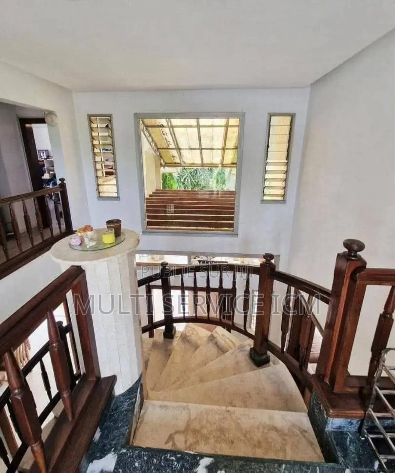 Furnished 8chbre Maison dans Ismael Coulibaly, Cocody à Vendre