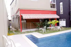 6chbre Duplex dans Superbe Villa Duplex, Cocody à Vendre