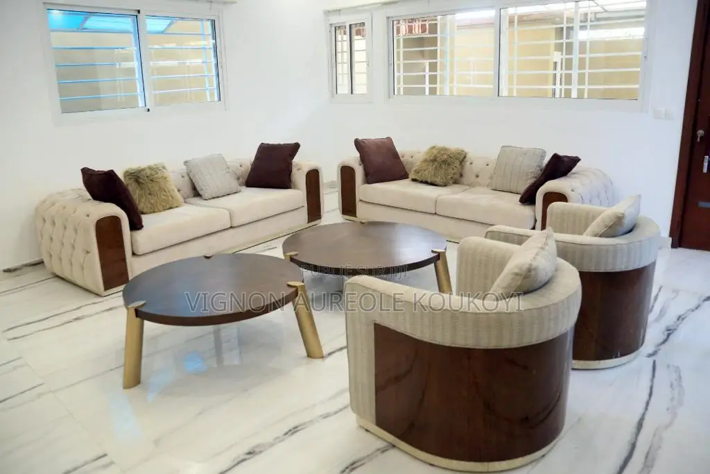 6chbre Duplex dans Superbe Villa Duplex, Cocody à Vendre