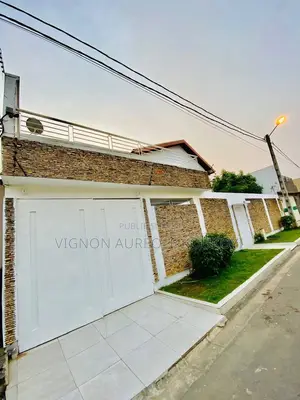 4chbre Duplex dans Villes Duplex 5P +, Cocody à Vendre