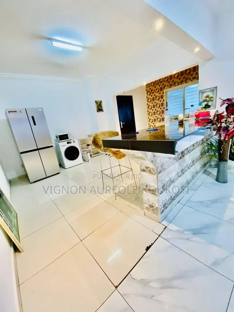 4chbre Duplex dans Villes Duplex 5P +, Cocody à Vendre