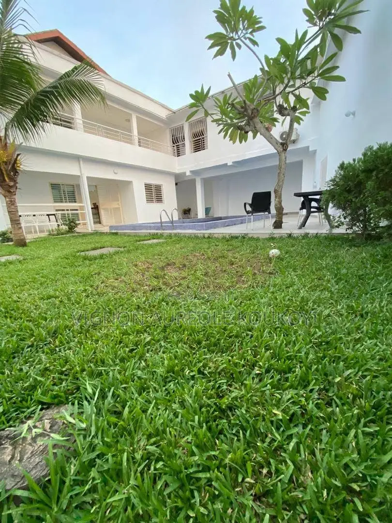 4chbre Duplex dans Villes Duplex 5P +, Cocody à Vendre