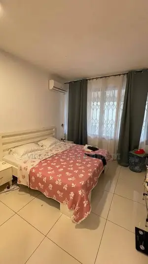 1chbre Appartement dans Bel Appartement 2, Cocody à Vendre