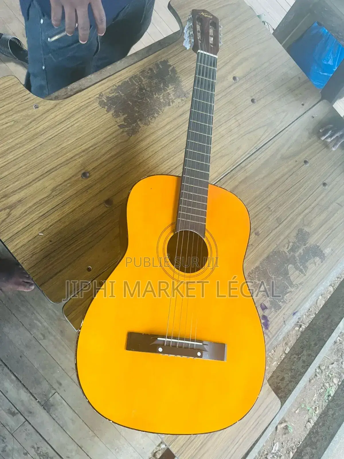 Guit Classique Et Acoustique