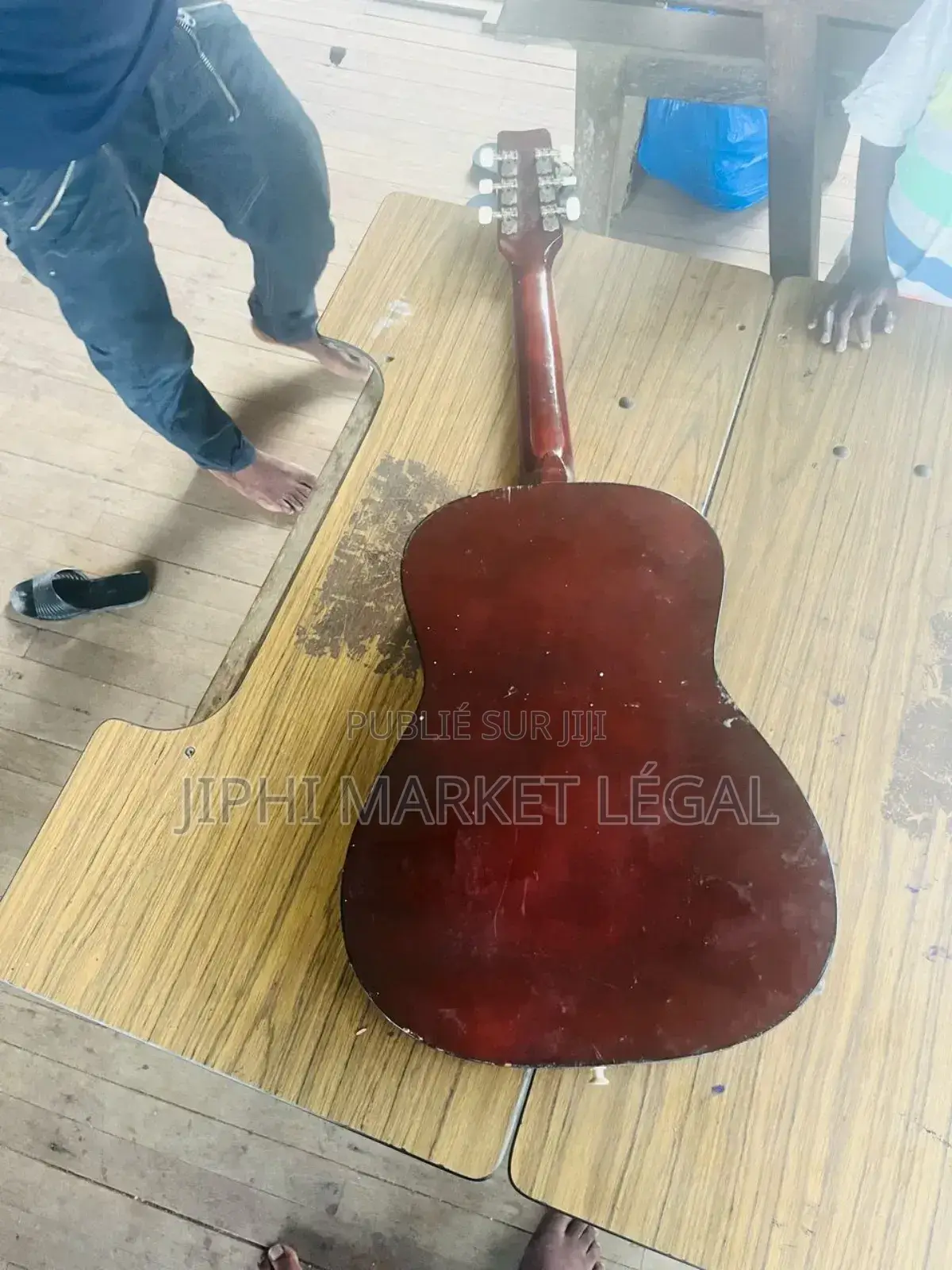 Guit Classique Et Acoustique