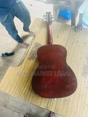 Guit Classique Et Acoustique