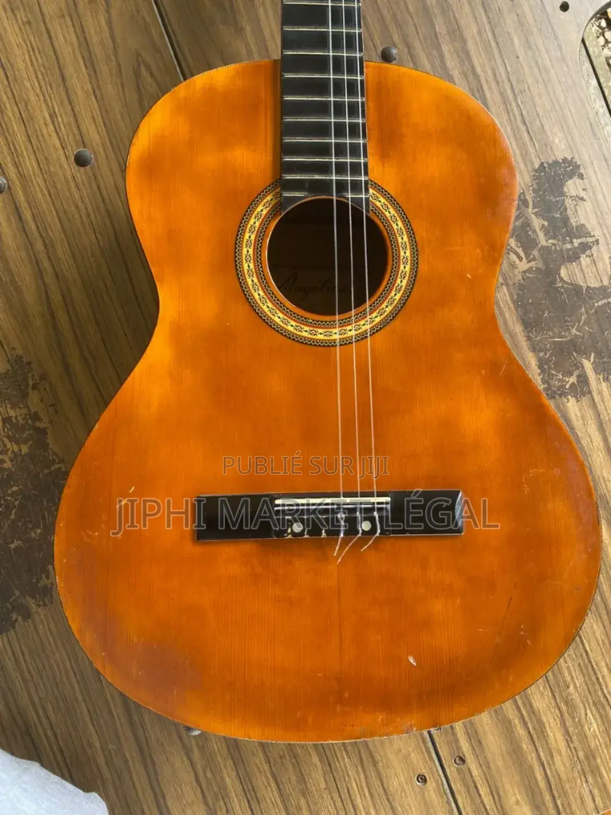 Guitare Classique Et Acoustique