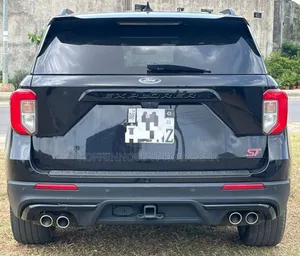 Photo - Ford Explorer ST 2022 Noir