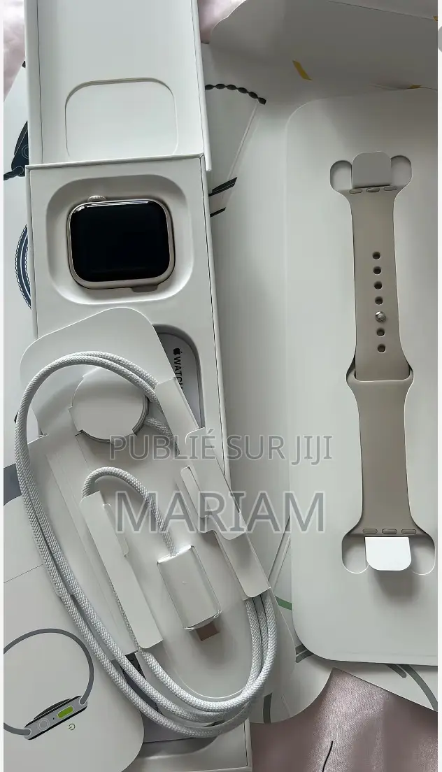 Offre Spéciale Apple Watch Série 9 Neuf Et Scellés