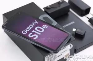 Photo - New Samsung Galaxy S10 128 GB Autre