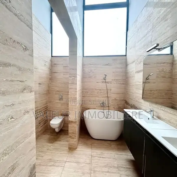 Furnished 3chbre Blocs d'appartements à Louer