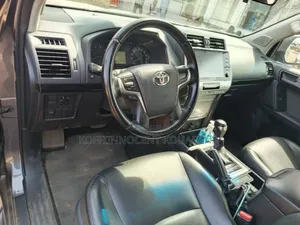 Toyota Land Cruiser Prado 2022 Beige