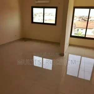 7chbre Duplex dans Ismaël Coulibaly, Cocody à Louer