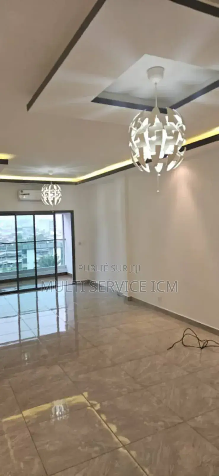 7chbre Duplex dans Ismaël Coulibaly, Cocody à Louer