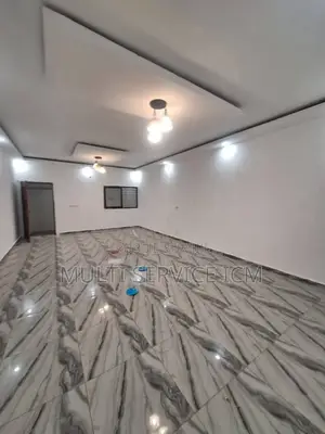 5chbre Duplex dans Ismael Coulibaly, Cocody à Louer