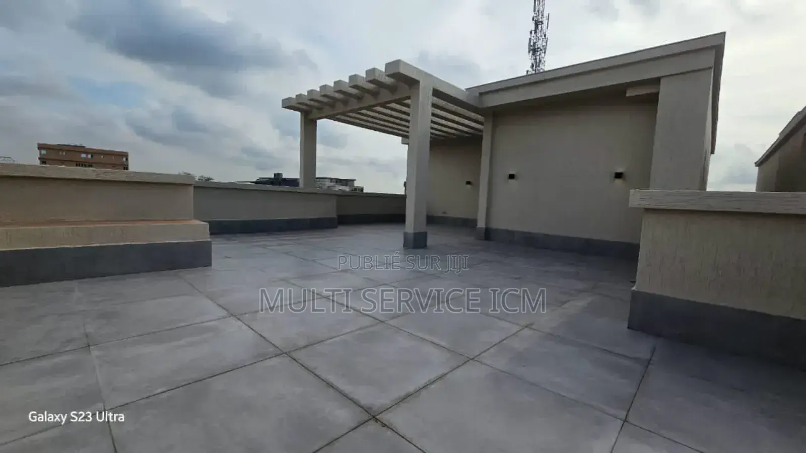 3chbre Duplex dans Cocody à Vendre