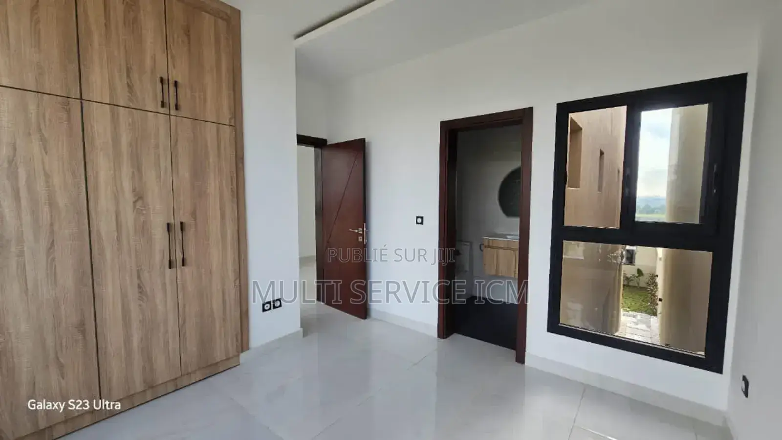 3chbre Duplex dans Cocody à Vendre