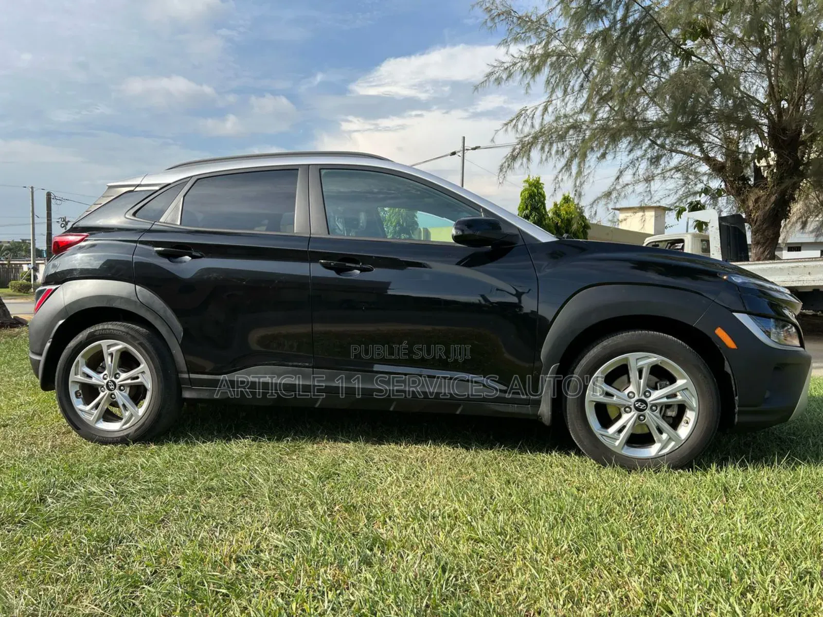 Hyundai Kona Limited 2023 Gris