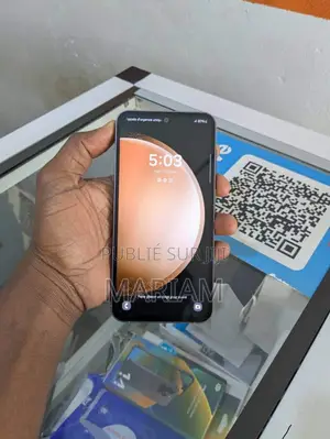 Photo - New Samsung Galaxy S23 256 GB Autre