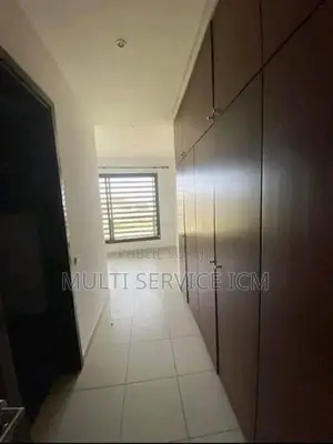 4chbre Duplex dans Ismael Coulibaly, Cocody à Louer