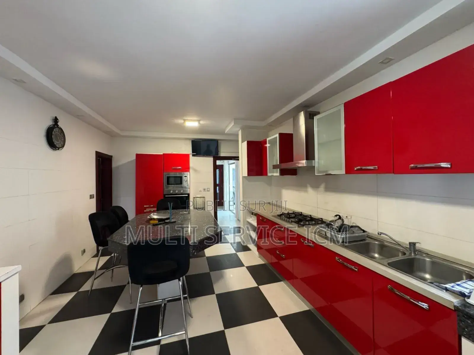 Furnished 2chbre Chalet dans Cocody à Louer