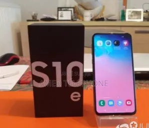 Photo - New Samsung Galaxy S10e 128 GB Autre