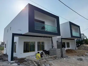4chbre Villa dans Essan Julien, Bingerville à Vendre