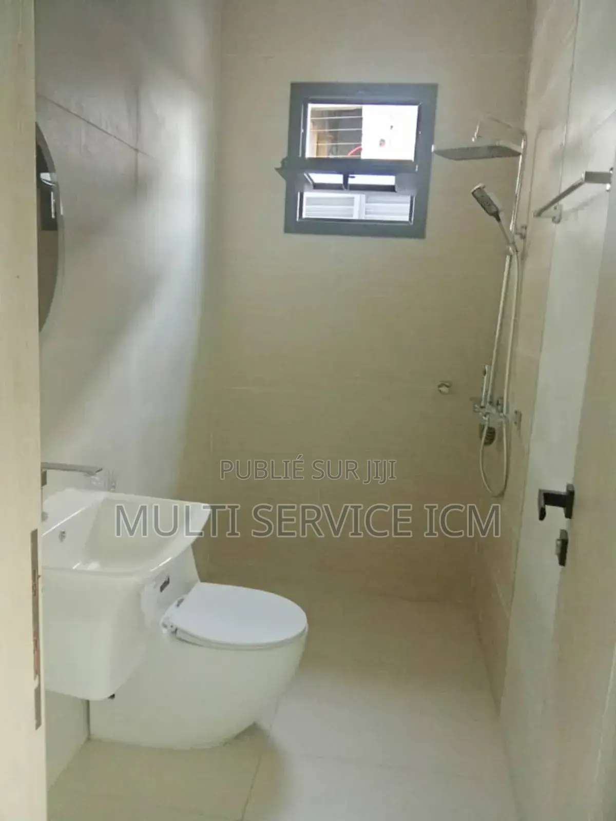 6chbre Duplex dans Ismael Coulibaly, Cocody à Vendre