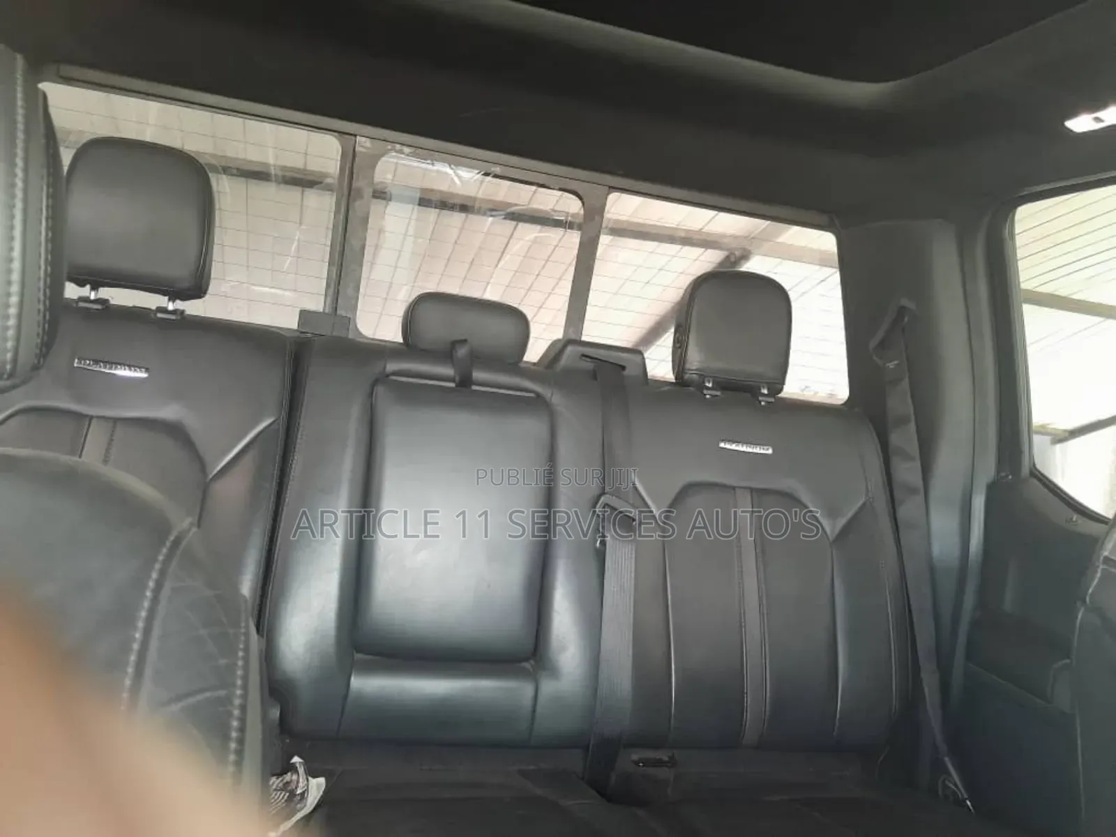 Ford F-150 Platinum 4dr SuperCrew 4WD 5.5 ft. SB (5.0L 8cyl 6A) 2015