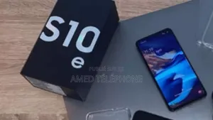 New Samsung Galaxy S10e 128 GB Autre