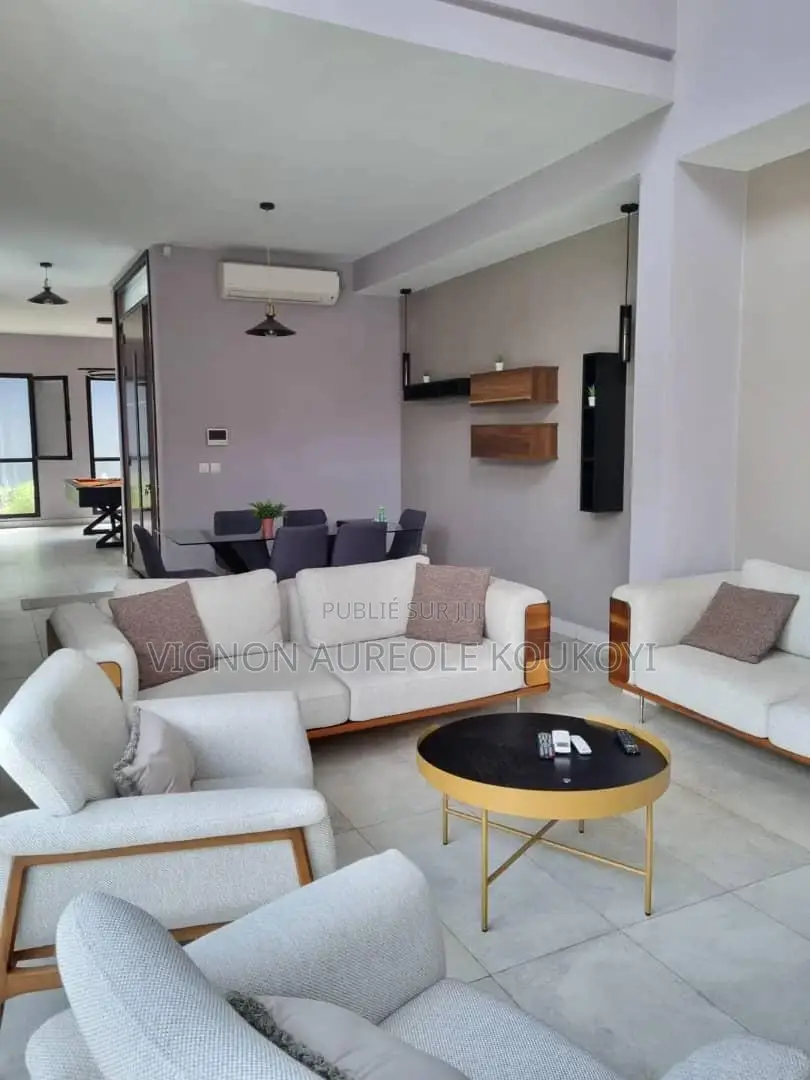 4chbre Duplex dans Villa Duplex, Cocody à Vendre
