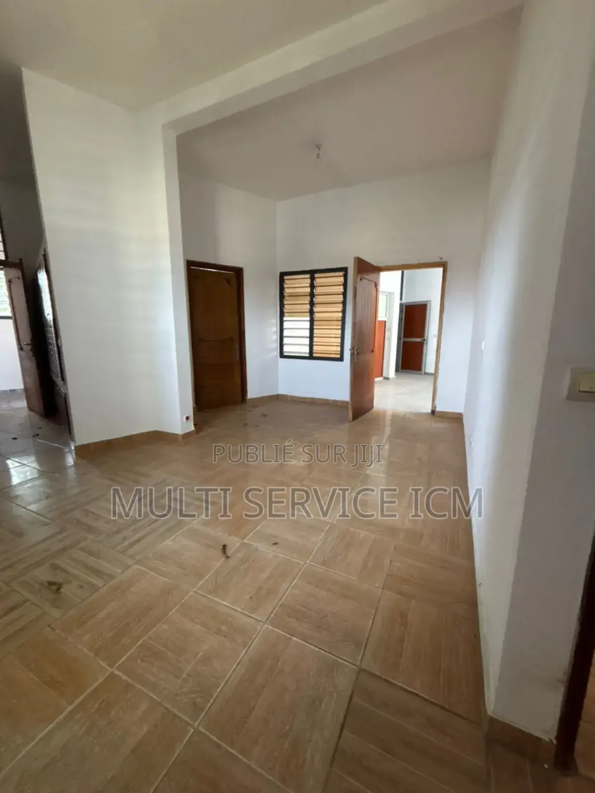 6chbre Duplex dans Cocody à Vendre