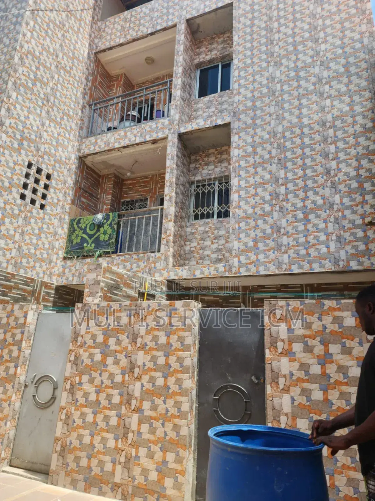 3chbre Blocs d'appartements dans Ismael Coulibaly, Cocody à Vendre