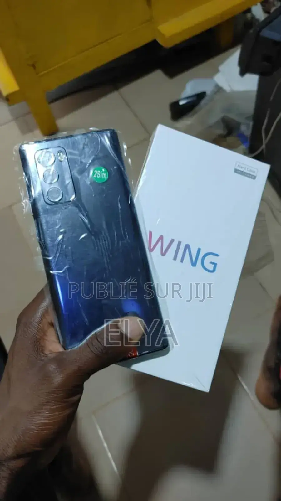 New LG Wing 5G 256 GB Noir