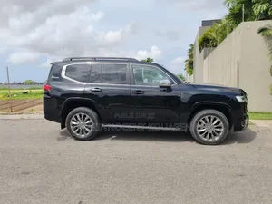 Toyota Land Cruiser 3.5 V6 2022 Noir