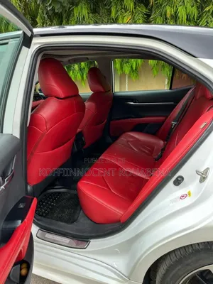 Toyota Camry XSE (2.5L 4cyl 8A) 2019 Blanc