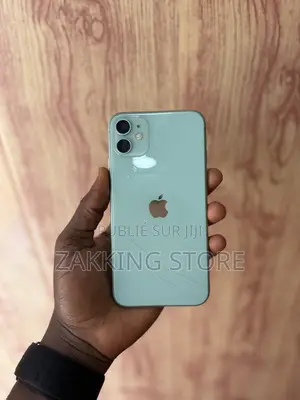 Photo - Apple iPhone 11 128 GB Vert