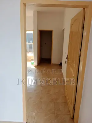 2chbre Maison dans Maison A Louer A à Louer