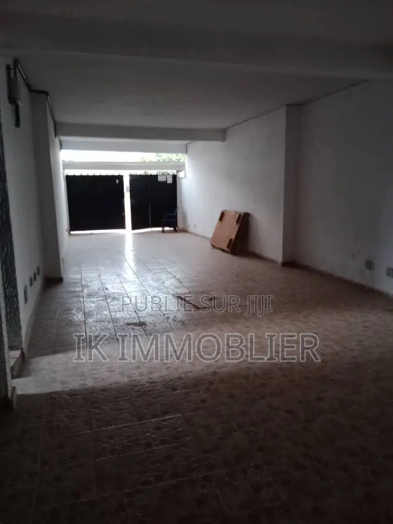 2chbre Maison dans Maison A Louer A à Louer