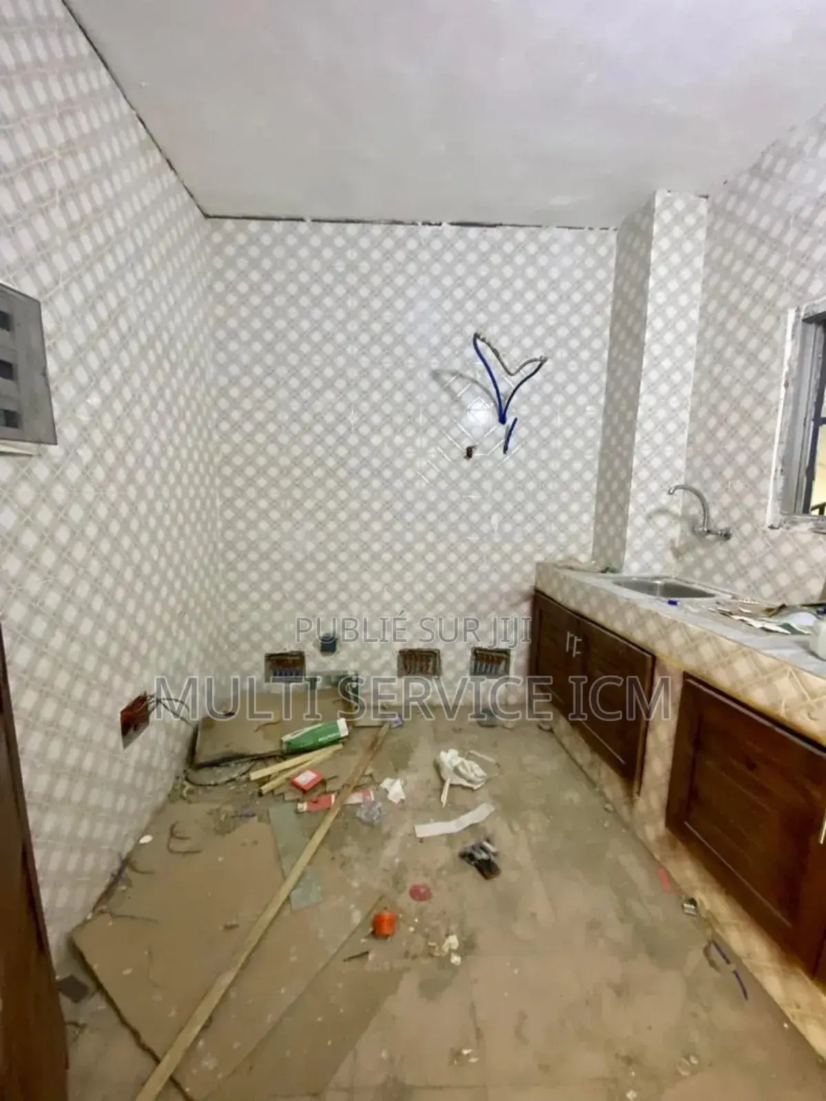 3chbre Appartement dans Ismael Coul, Cocody à Vendre