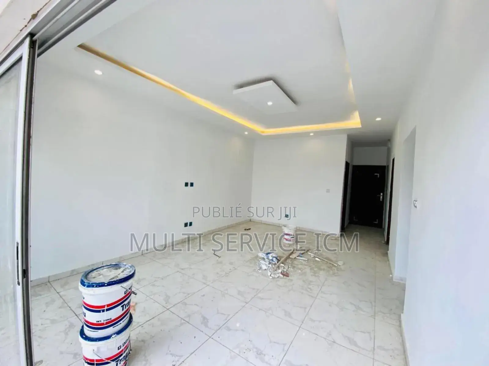 3chbre Appartement dans Ismael Coul, Cocody à Vendre