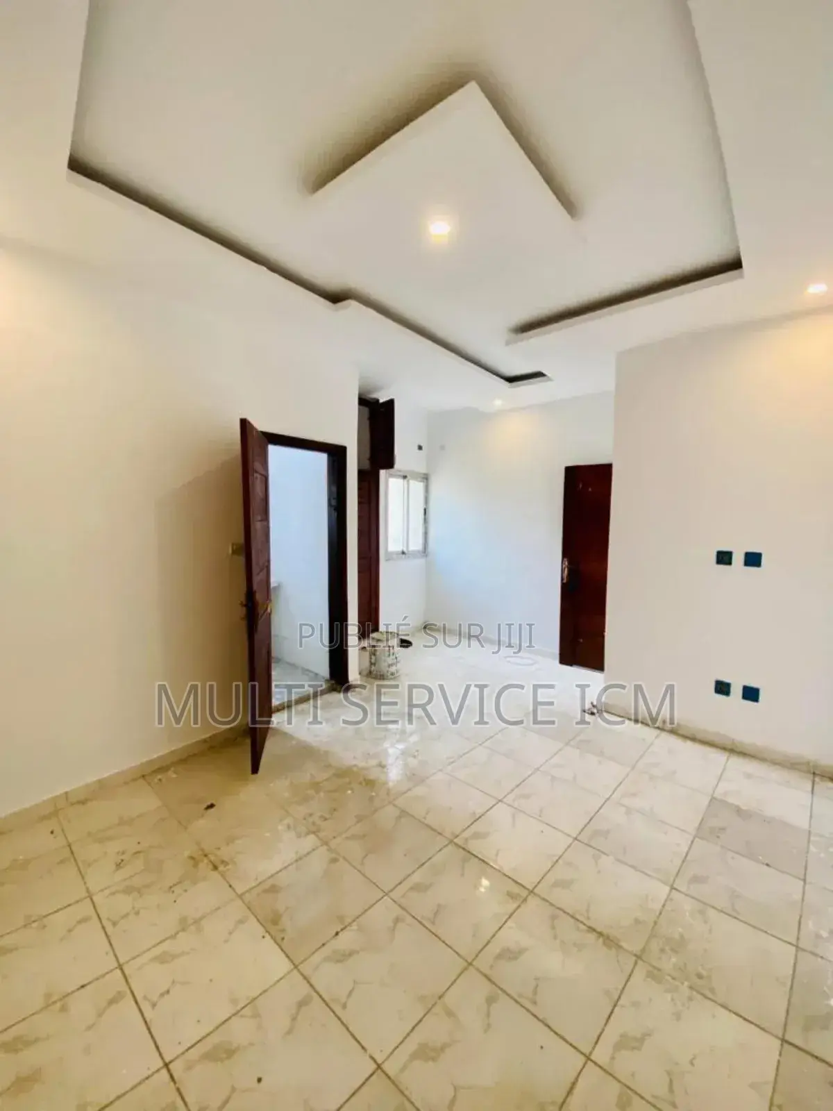 3chbre Appartement dans Ismael Coul, Cocody à Vendre