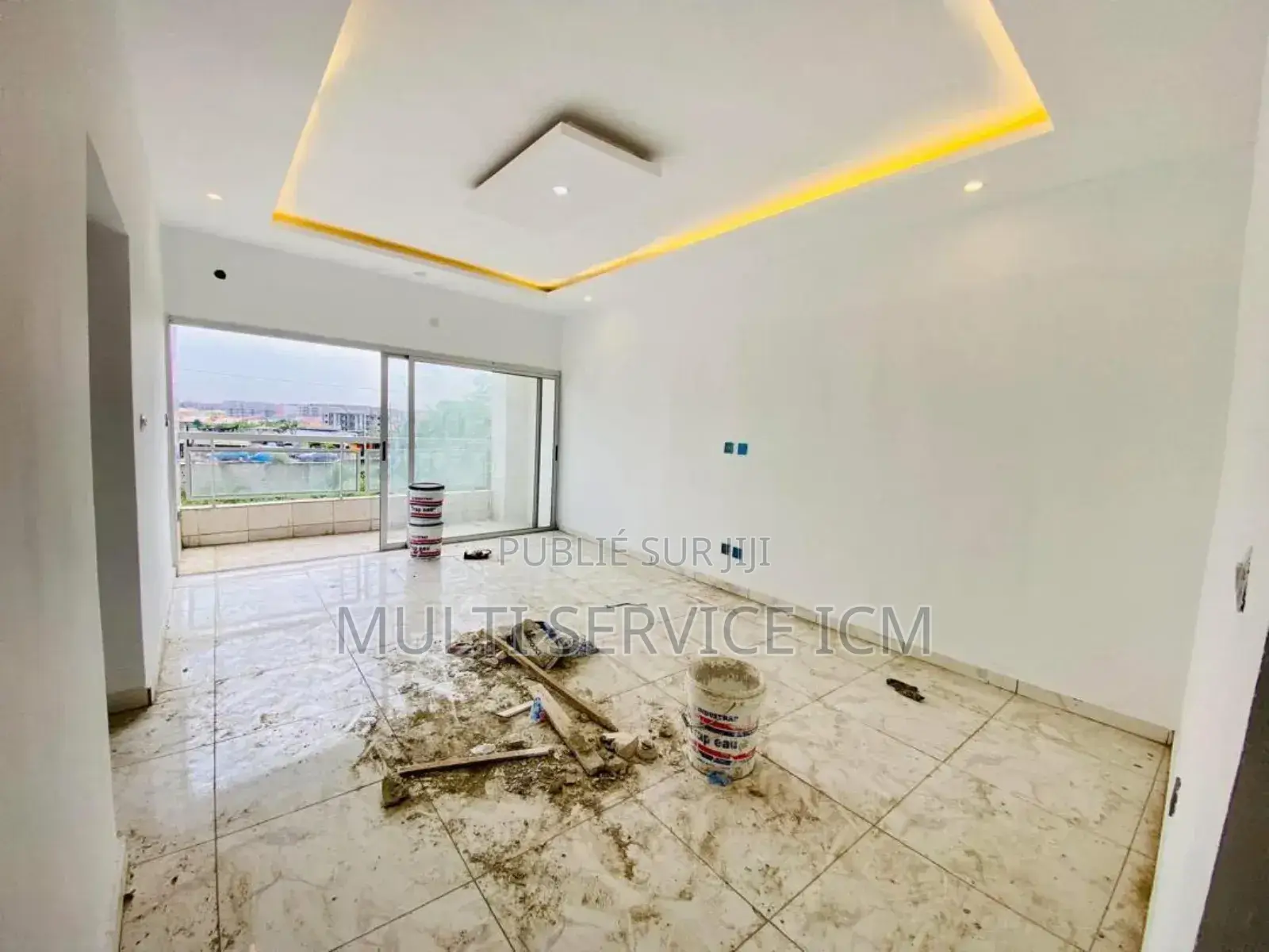 3chbre Appartement dans Ismael Coul, Cocody à Vendre