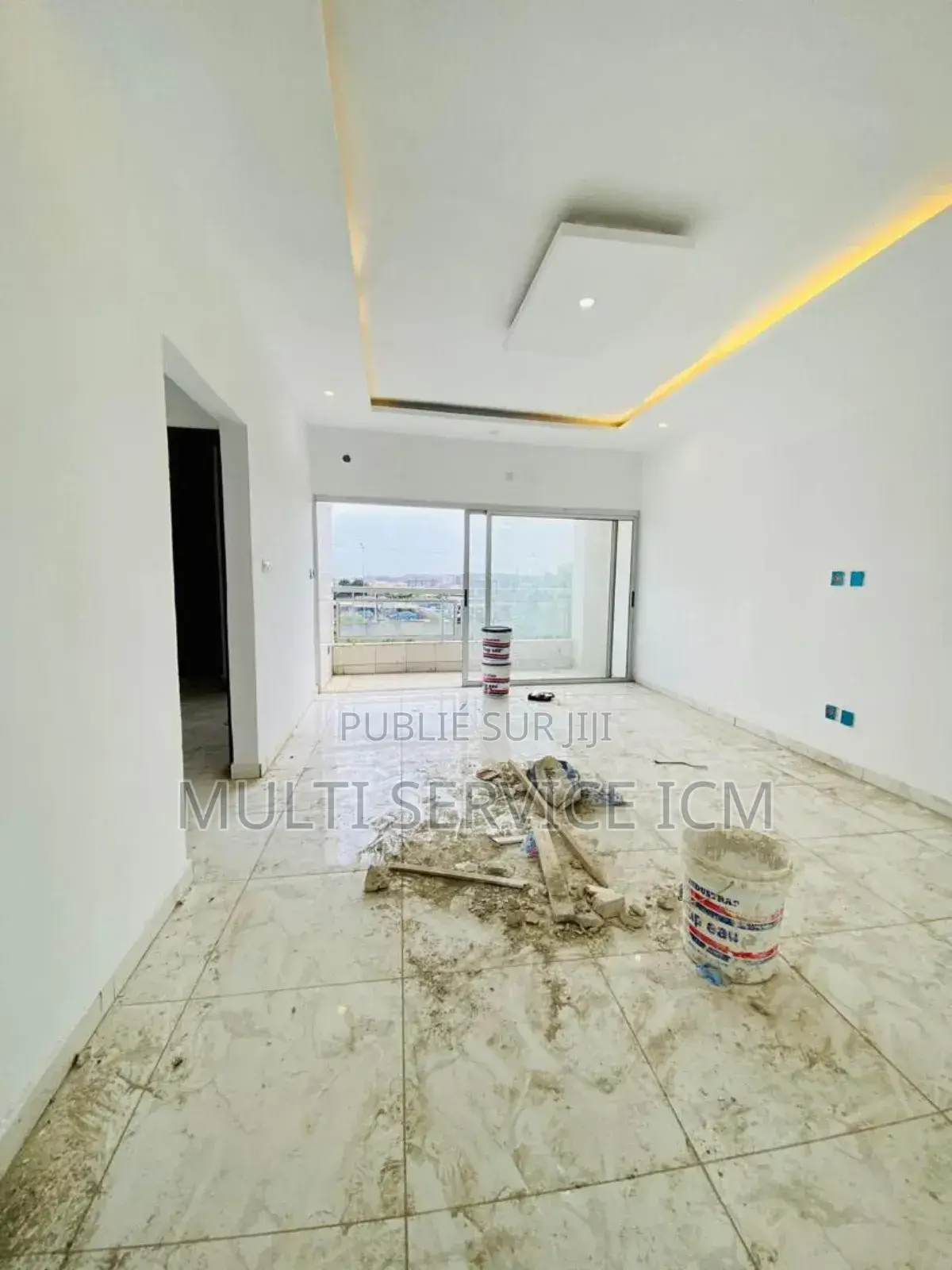 3chbre Appartement dans Ismael Coul, Cocody à Vendre
