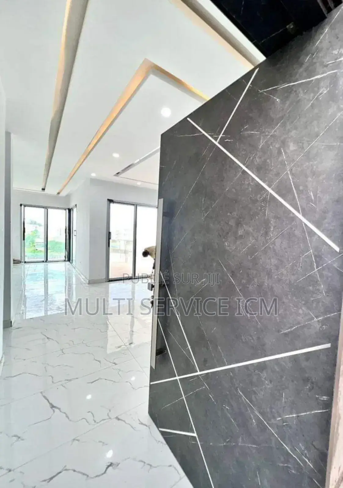 3chbre Appartement dans Ismael Coul, Cocody à Vendre