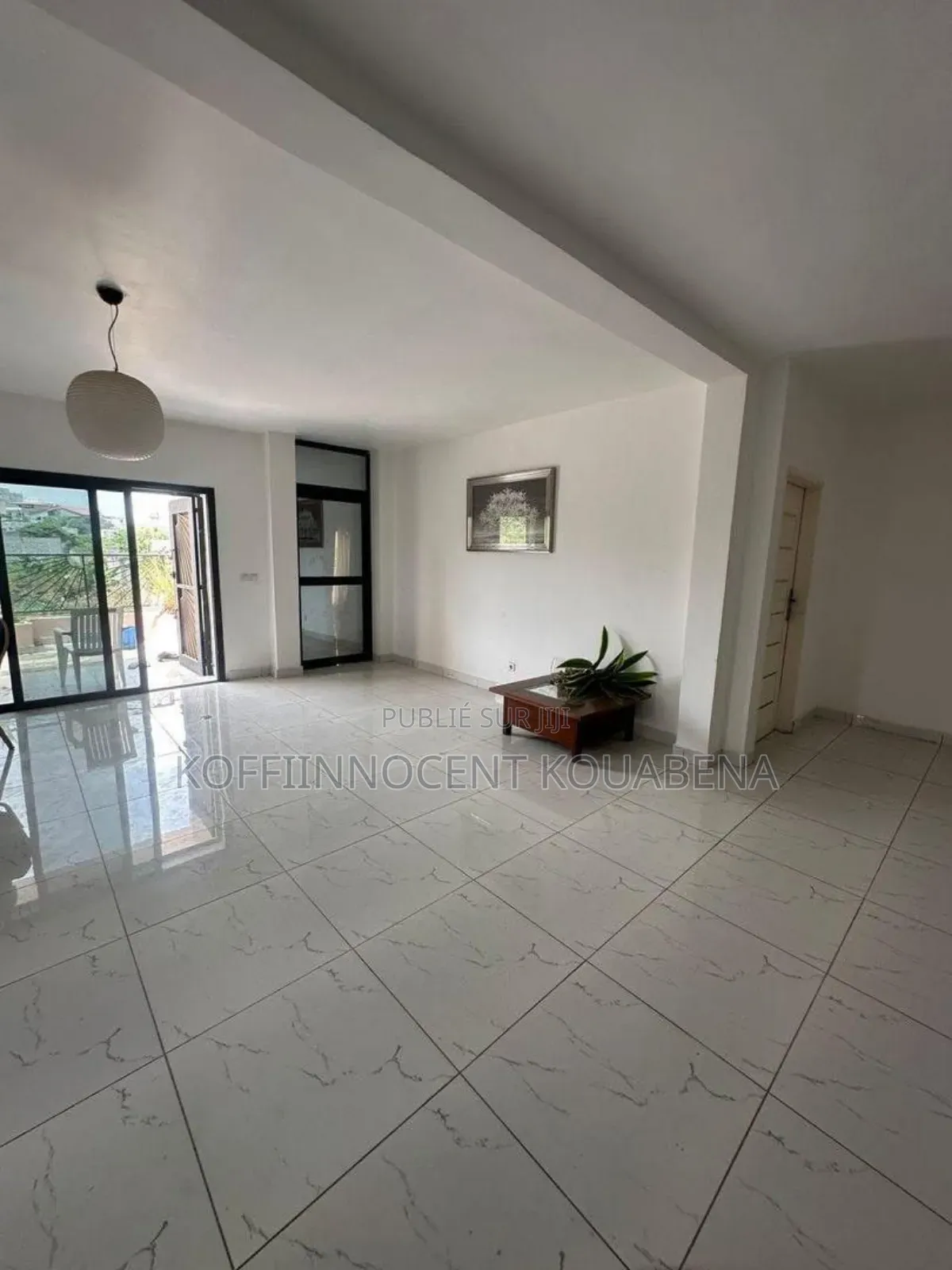 5chbre Duplex dans Cocody à Vendre