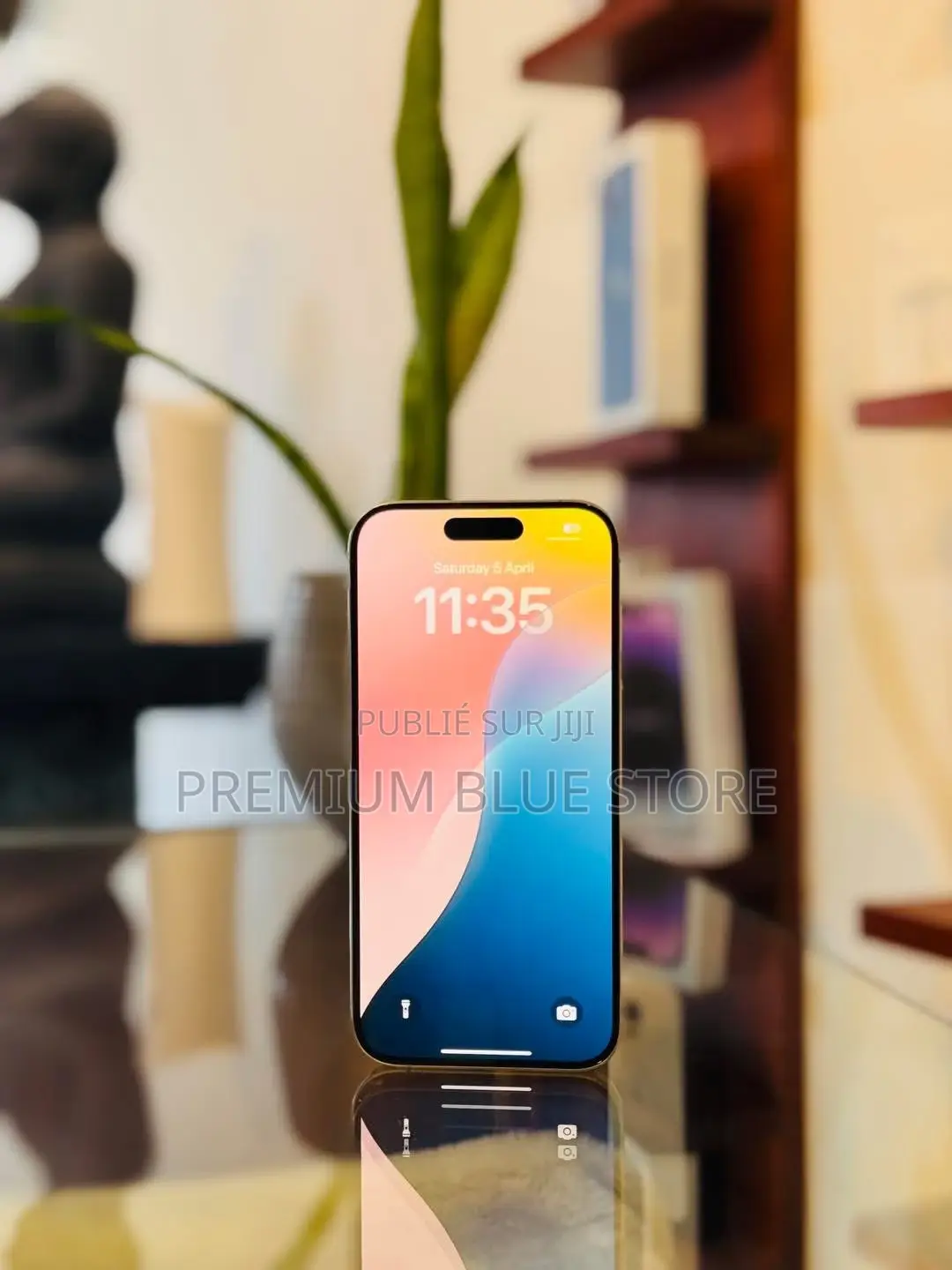 Neuf Apple iPhone 15 Pro 128 GB Autre